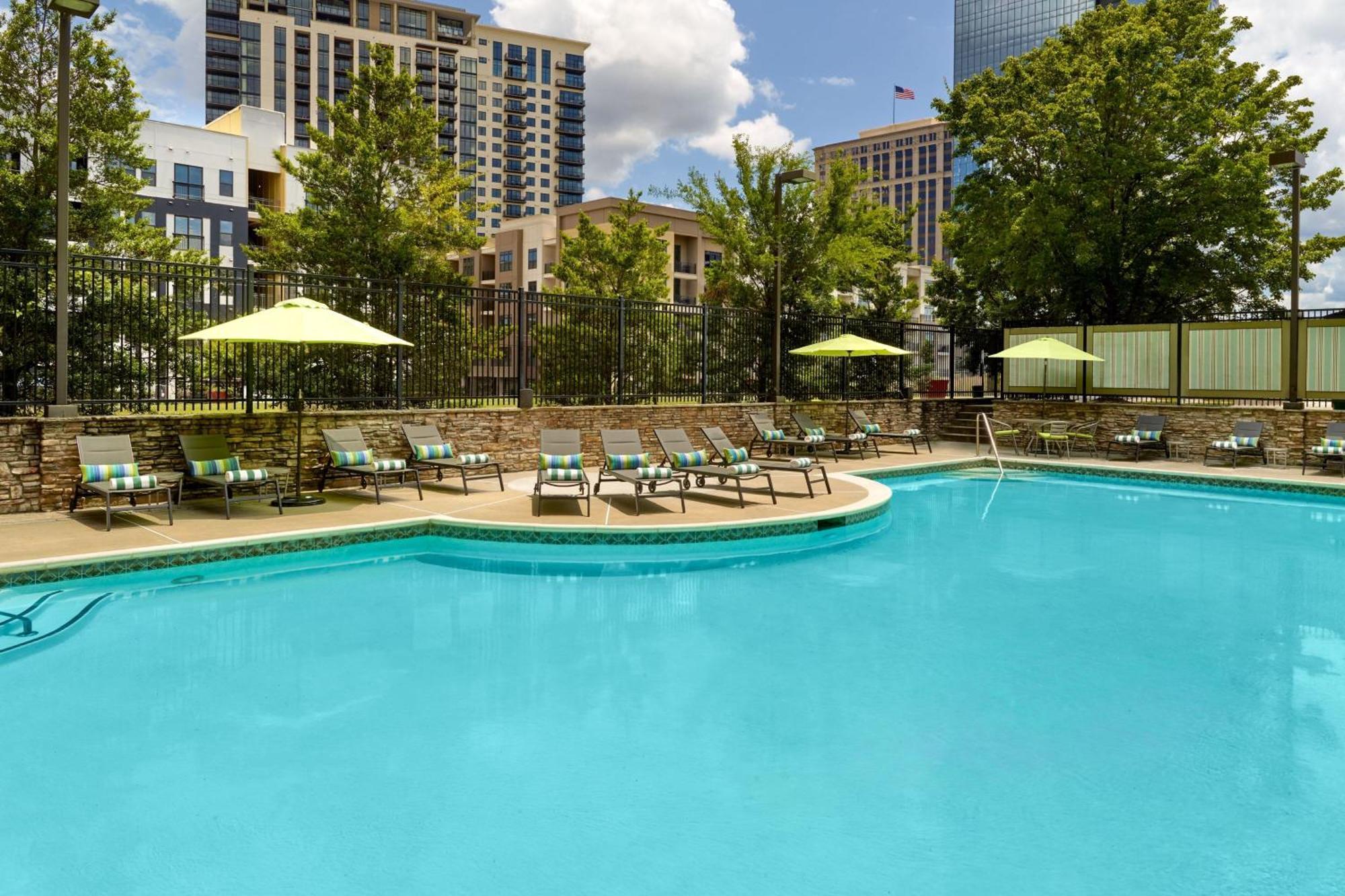 Wyndham Buckhead & Conference Center 3*