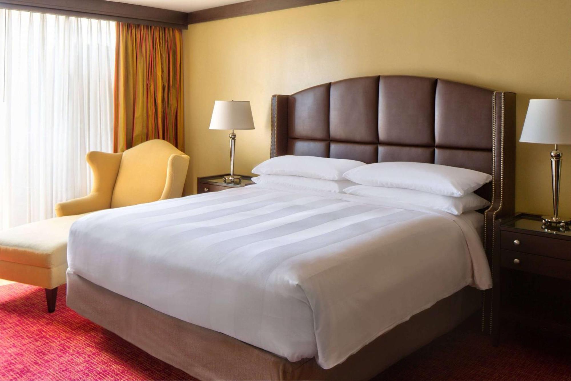 Hotel Wyndham Buckhead & Conference Center 3*