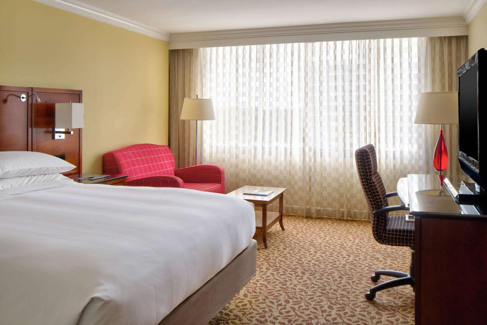 Wyndham Buckhead & Conference Center 3*