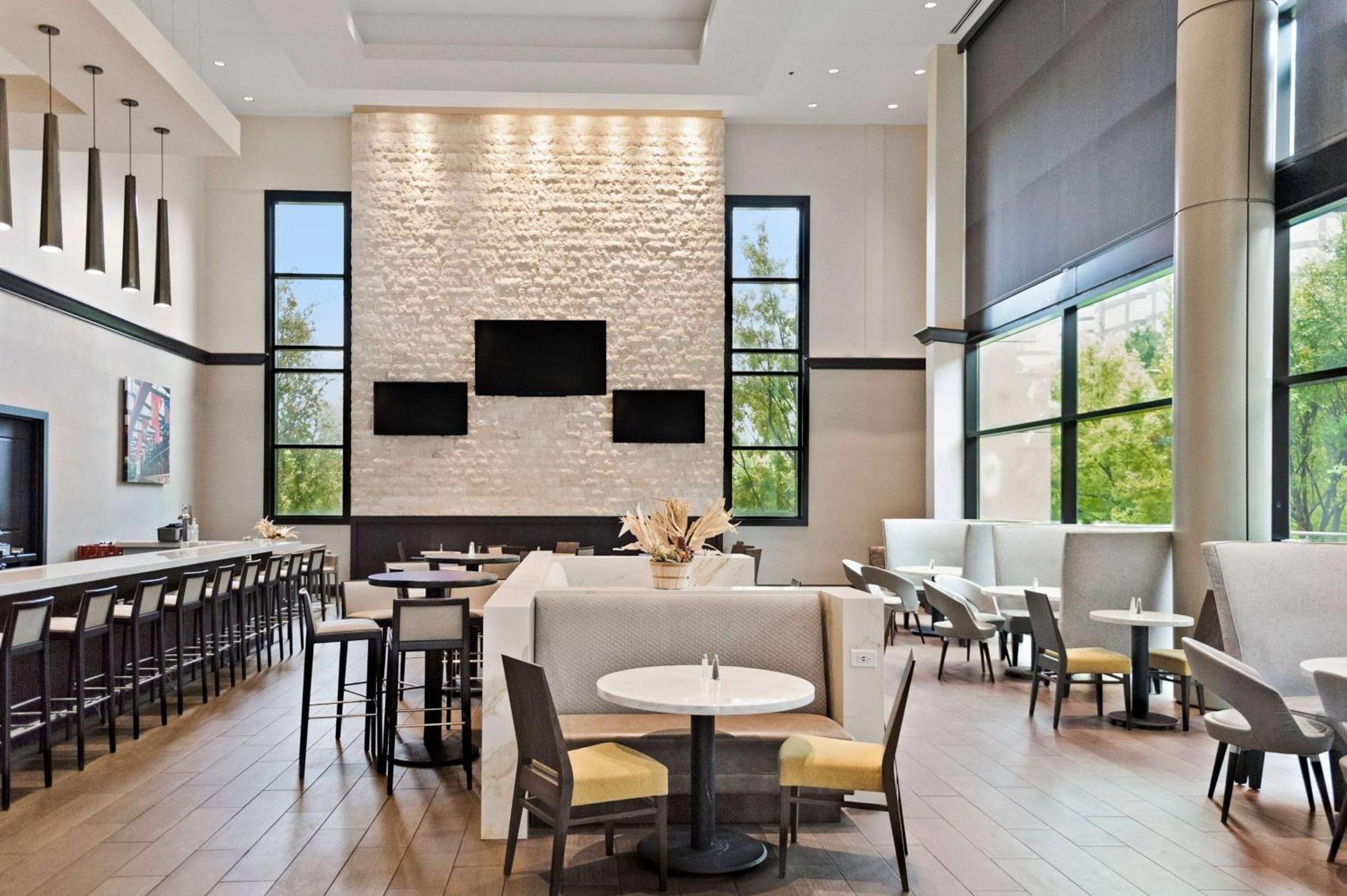 Hotel Wyndham Buckhead & Conference Center