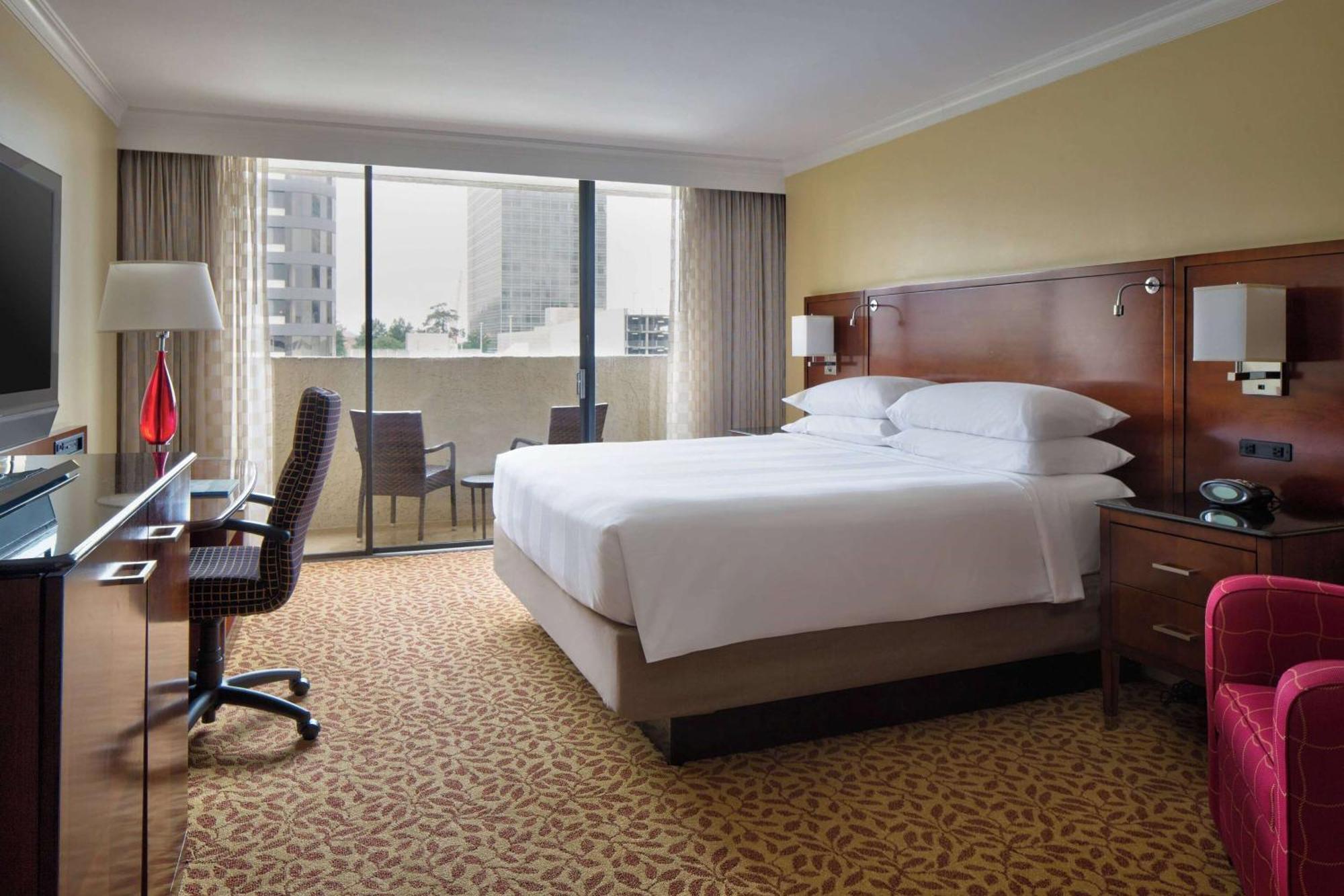 Hotel Wyndham Buckhead & Conference Center 3*